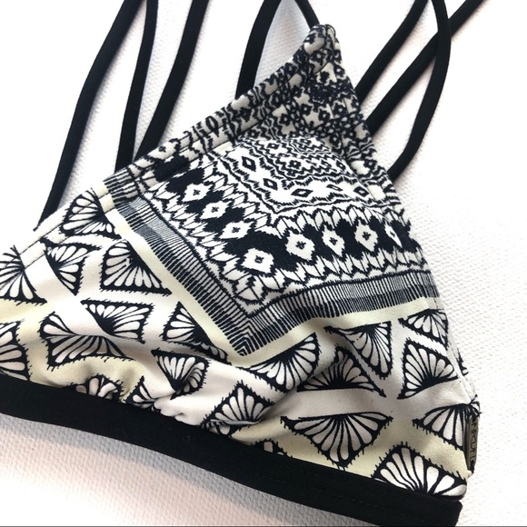 Black and white Strappy bikini top size small - Picture 2 of 2